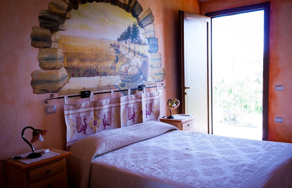 Agriturismo Le Vigne Ducali Mandas Luaran gambar